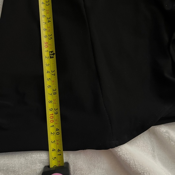 Scarlett Black Midi Dress with Elegant Detailing - Picture 5 of 10